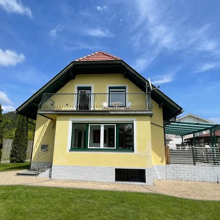 Apartment Schlossbergblick Griffen Bagian luar foto