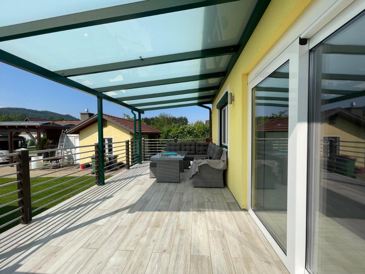 Apartment Schlossbergblick Griffen Bagian luar foto