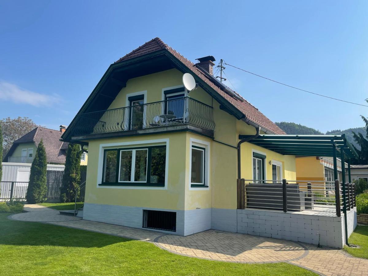 Apartment Schlossbergblick Griffen Bagian luar foto
